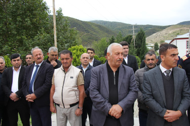 Şəhidlərimizin əziz xatirəsi bir dəqiqəlik sükutla anılıb