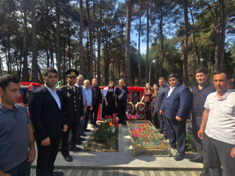 Anım Günü öncəsi Xocalının qəhrəman şəhidlərinin məzarları ziyarət olundu