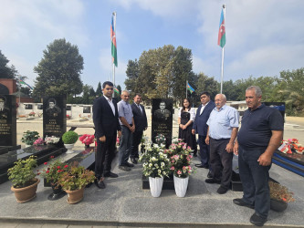 Anım Günü öncəsi Xocalının qəhrəman şəhidlərinin məzarları ziyarət olundu