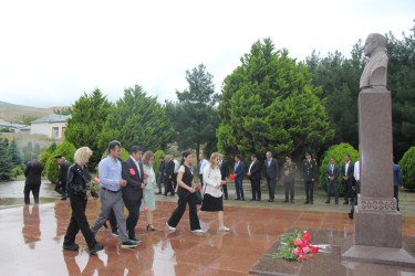 Azərbaycan polisi məsuliyyətli və şərəfli vəzifəsinin öhtəsindən bacarıqla gəlir