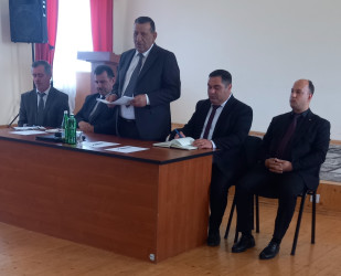 Gəncə şəhəri Yeni qəsəbə-2-də müvəqqəti olaraq yaşayan Xocalı rayon sakinlərinin səyyar görüş-qəbulu keçirilmişdir