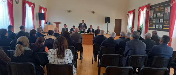 Gəncə şəhəri Yeni qəsəbə-2-də müvəqqəti olaraq yaşayan Xocalı rayon sakinlərinin səyyar görüş-qəbulu keçirilmişdir