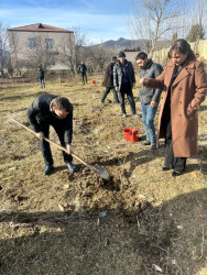 “Hərəyə bir ağac əkək” adı altında ağacəkmə aksiyası keçirildi.