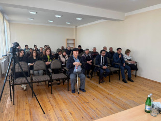 Bakı şəhəri Sabunçu rayonunda müvəqqəti məskunlaşmış Xocalı rayon sakinlərinin səyyar görüş-qəbulu keçirilmişdir.