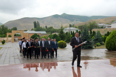 Azərbaycan polisi məsuliyyətli və şərəfli vəzifəsinin öhtəsindən bacarıqla gəlir