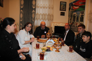 Şəhid ailələri ziyarət olundu