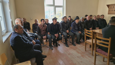 Goranboy rayonunun Yuxarı Ağcakənd qəsəbəsində yaşayan Xocalı rayon sakinlərinin səyyar görüş-qəbulu keçirilmişdir