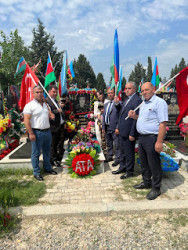 Şəhidlərimizin məzarları ziyarət edildi, aiələri ilə görüş keçirildi