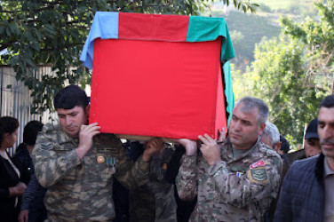 Antiterror tədbirləri zamanı şəhid olan tankçı Samir Məmmədov dəfn edildi